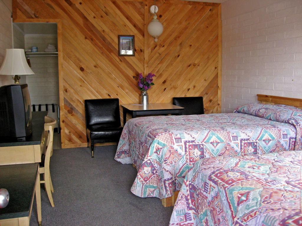 Grand Canyon Caverns Inn Peach Springs Habitación foto