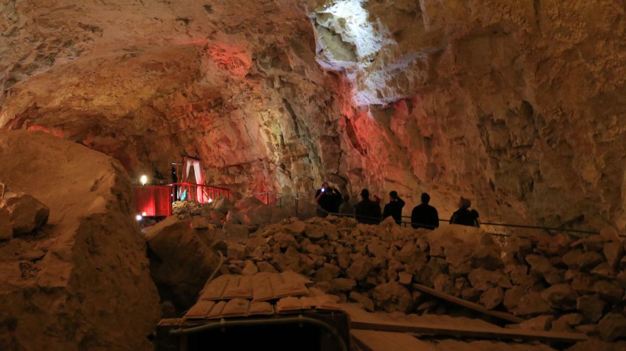 Grand Canyon Caverns Inn Peach Springs Exterior foto